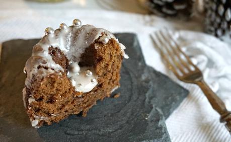 mini festive bundt cakes