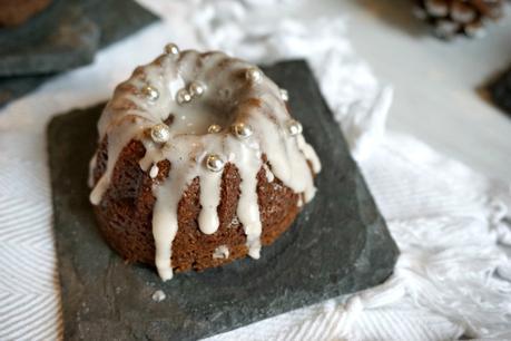 mini festive bundt cakes