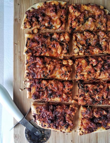 Butter Chicken Pizza img_20151126_141734-01.jpeg