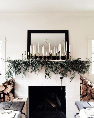 I'm Loving...Christmas Tablescapes