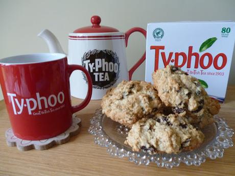 Recipe Tea and Raisin Spiced Buns