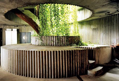 The Coaty Restaurant by Lina Bo Bardi which uses lightweight, prefabricated ferro-cement panels developed by João Filgueiras Lima. 