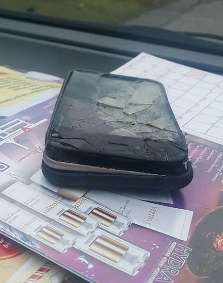 iPhone 6 Explodes Out Of The Blue – First Such Incident in Malaysia
