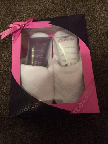 Pamper gifts for her & competition