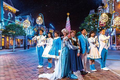 Hong Kong Disneyland: What to Expect During the 2015 Holidays