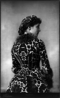 Tuesday 15th December - Too Posh for Pockets