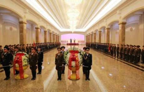 An honor guard of the KPA Ground, Naval and Air Forces and the Worker-Peasant Red Guard with a floral basket from Kim Jong Un at Ku'msusan Palace of the Sun in Pyongyang on December 17, 2015 (Photo: Rodong Sinmun).