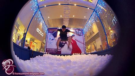 Spend An Afternoon With Desmond Tan 陈泂江 At 313@Somerset's Adult Ball Pit This Christmas
