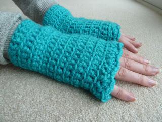 easy crochet gloves