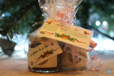 Christmas in a Jar –  DIY Gifts