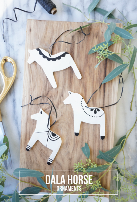 DIY Dala Horse Ornaments | Francois et Moi