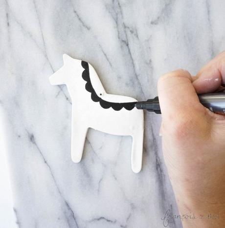 Dala Horse Ornament DIY | Francois et Moi