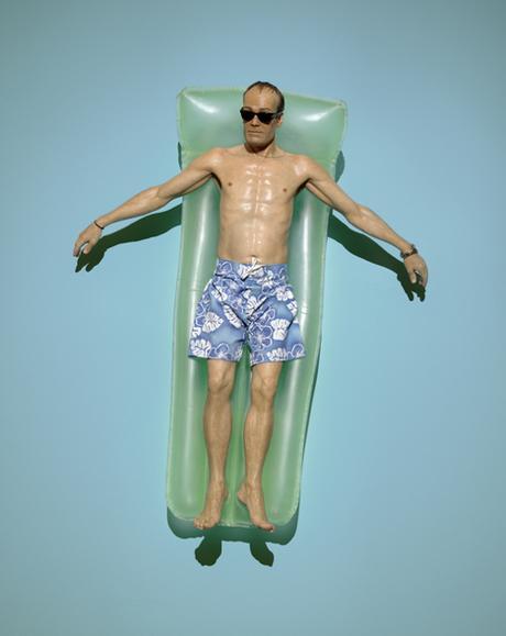 ron-mueck-drift