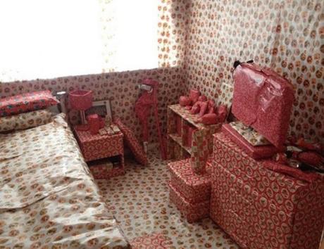 Top 10 Amazing Examples of Wrapping Paper Art