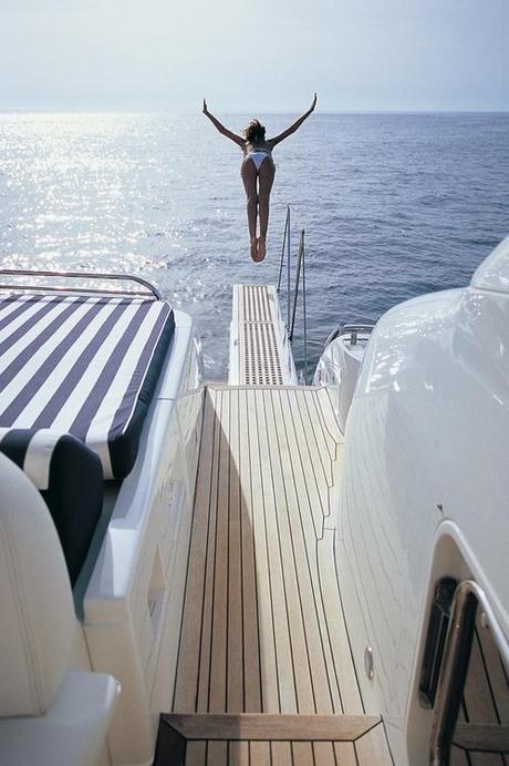 Incredible-Things-You-Can-do-in-the-Ocean-When-on-Vacation-02