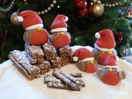 Christmas Cake with Festive Robin decorations