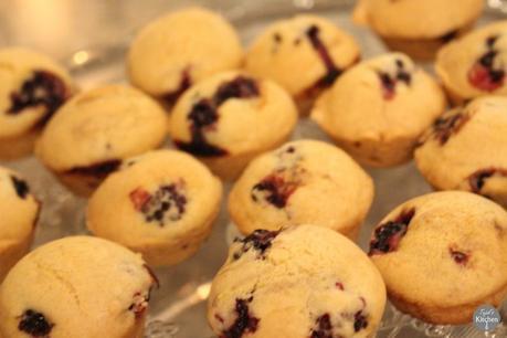 Vegan Blackberry Mini Muffins