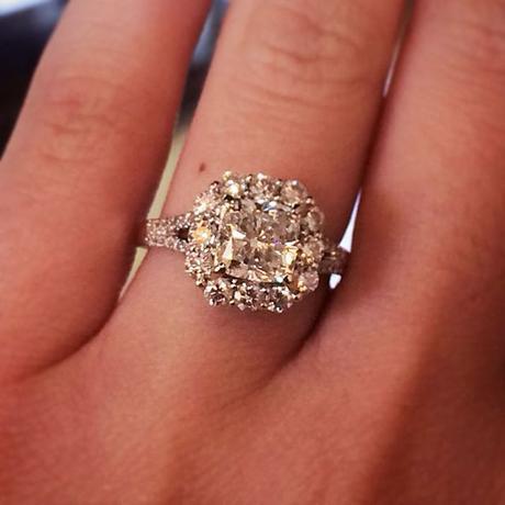 Halo Diamond Engagement rings