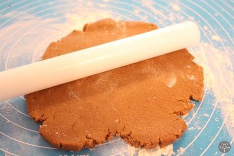 Vegan Gingerbread Men & House