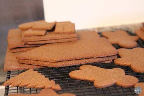 Vegan Gingerbread Men & House