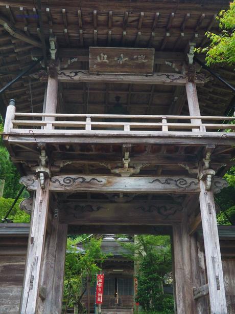 清流に心洗われる郡上八幡 / Gujo Hachiman, with pristine waterways.