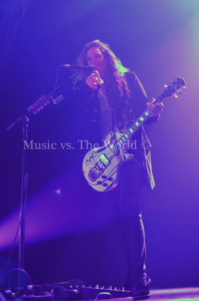 Music vs The World Whitesnake 19121530