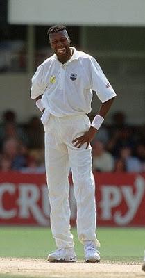 When Mark Taylor sludged fellow Oz Dean Jones - asking Ambrose to remove wrist bands !!