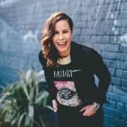 A Vintage Meets Rustic Wedding in the Waimauku by Nita Meyer Photography A Vintage Meets Rustic Wedding in the Waimauku by Nita Meyer Photography