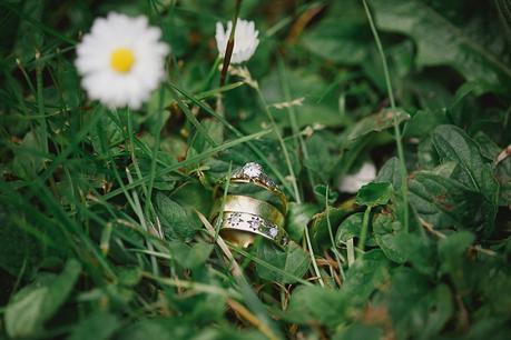 A Vintage Meets Rustic Wedding in the Waimauku by Nita Meyer Photography A Vintage Meets Rustic Wedding in the Waimauku by Nita Meyer Photography