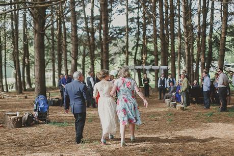 A Vintage Meets Rustic Wedding in the Waimauku by Nita Meyer Photography A Vintage Meets Rustic Wedding in the Waimauku by Nita Meyer Photography