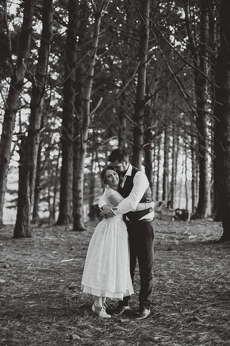 A Vintage Meets Rustic Wedding in the Waimauku by Nita Meyer Photography A Vintage Meets Rustic Wedding in the Waimauku by Nita Meyer Photography