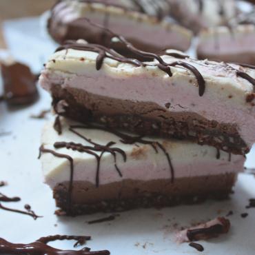 Raw + Vegan Neapolitan Cake Bars