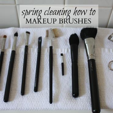 Spring Cleaning How To: Makeup Brushes