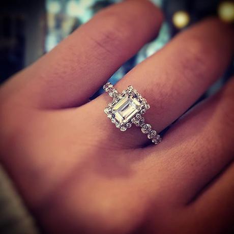 Beautiful Simon G emerald cut halo