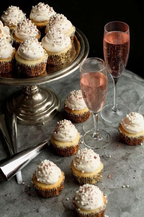Champagne Cupcakes For A Sweet New Year's Celebration