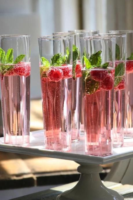 champagne-cocktails-with-raspberries