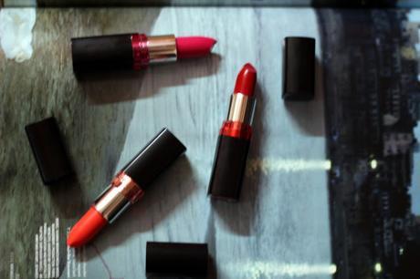 Maybelline Colorshow Lipsticks in Red Rush, Orange Icon and Fuchsia Flare (Photos)