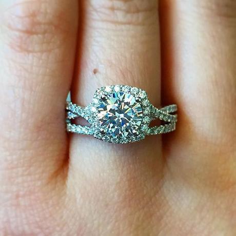 Top 10 Soft Square Halo Engagement Rings - Paperblog