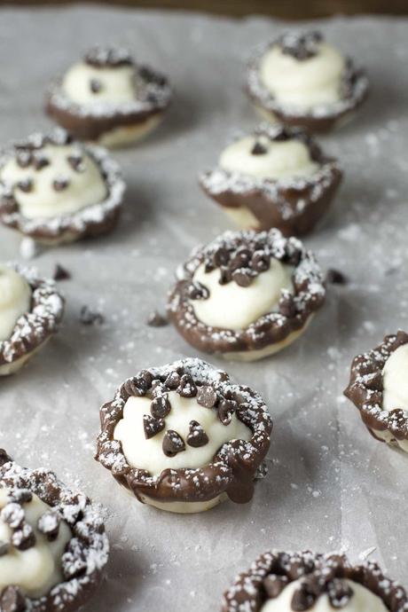 Chocolate Dipped Cannoli Cups