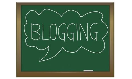 What is a Blog? and what are the common factors that contribute to the success of a blog?