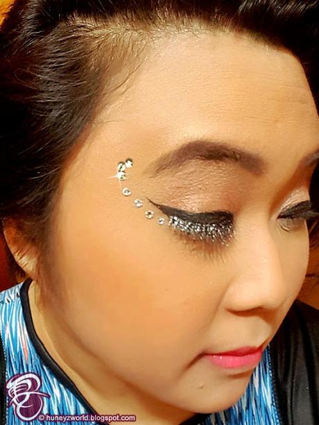 [Get The Look] 3 Simple Ways To Glitterize Your Countdown To 2016