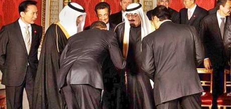 Obama bows to Saudi Arabia's King Abdullah, April 2009