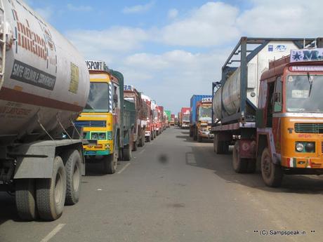 traffic snarls at Manali ~ Chennai, Vada Sennai !