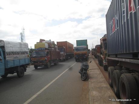 traffic snarls at Manali ~ Chennai, Vada Sennai !