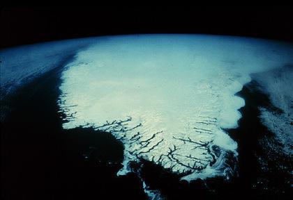 Climate: Extreme Greenland Ice Sheet melting episodes change runoff regime