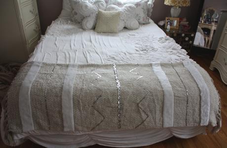 How To: Moroccan Inspired Wedding Blanket