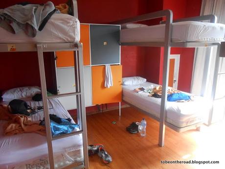 HOSTELS: Yogyakartas EDU Hostel ,5 Star Facilties At Backpackers Price