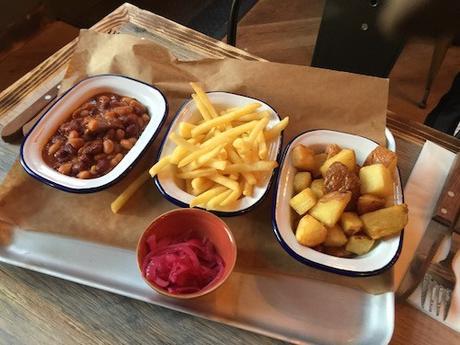 Smoak_Pit_Beans_Fries_Beef_dripping_Fries