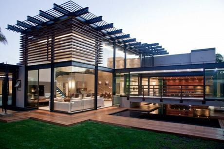 Architectural Tour – Modern Minimalist House