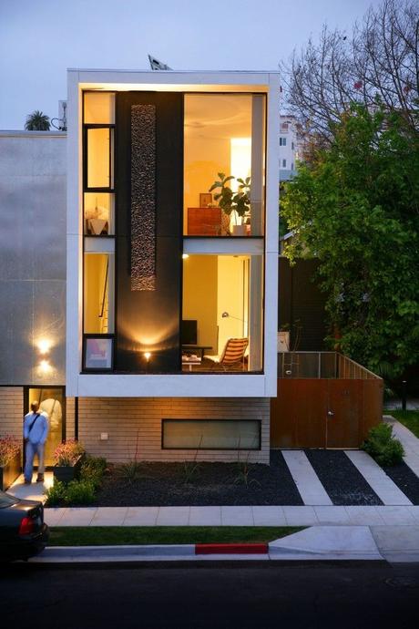 Architectural Tour – Modern Minimalist House